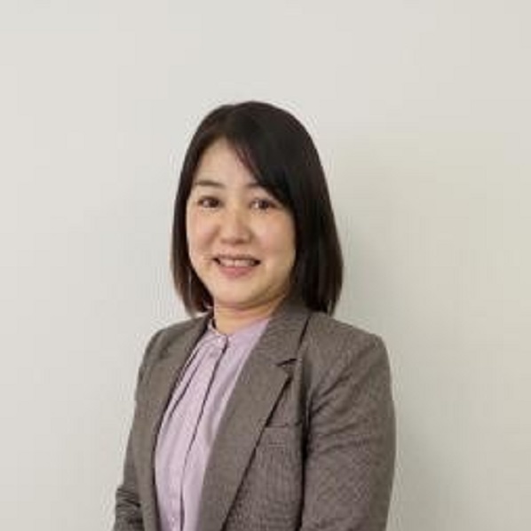 井ノ上 弥誉子
